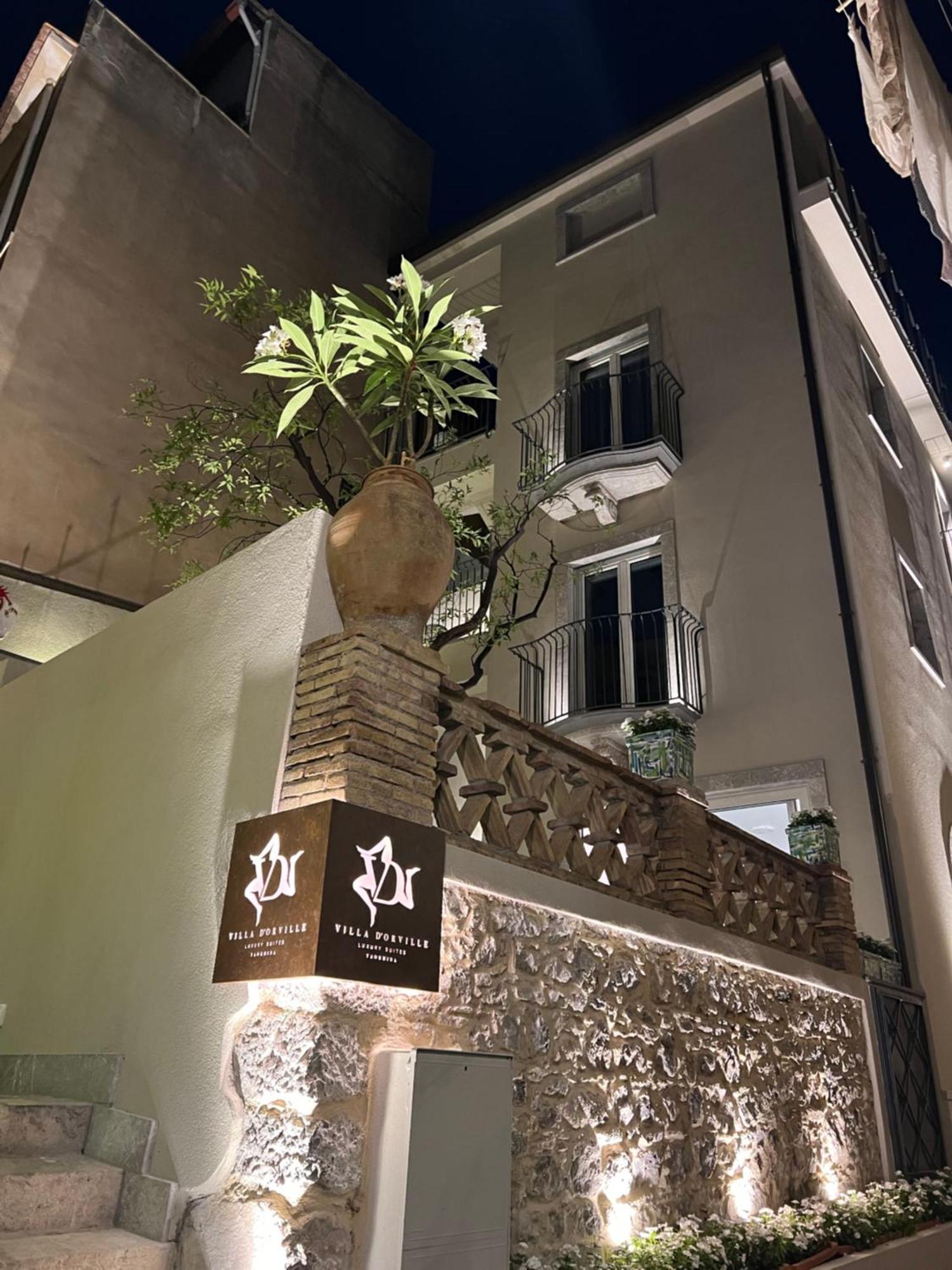 Villa D'Orville Luxury Suites Taormina Exterior foto