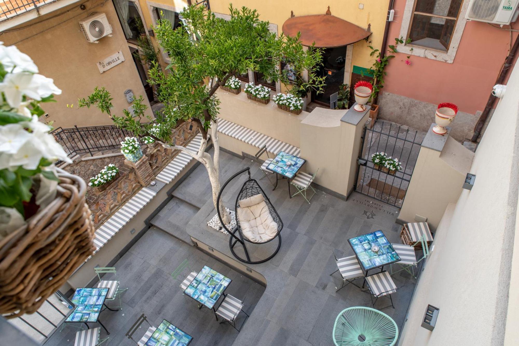 Villa D'Orville Luxury Suites Taormina Exterior foto